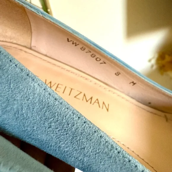 Stuart Weitzman Light Blue Suede Heels size 8 - Picture 7 of 9